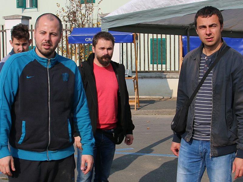 Davor Lepka u sredini