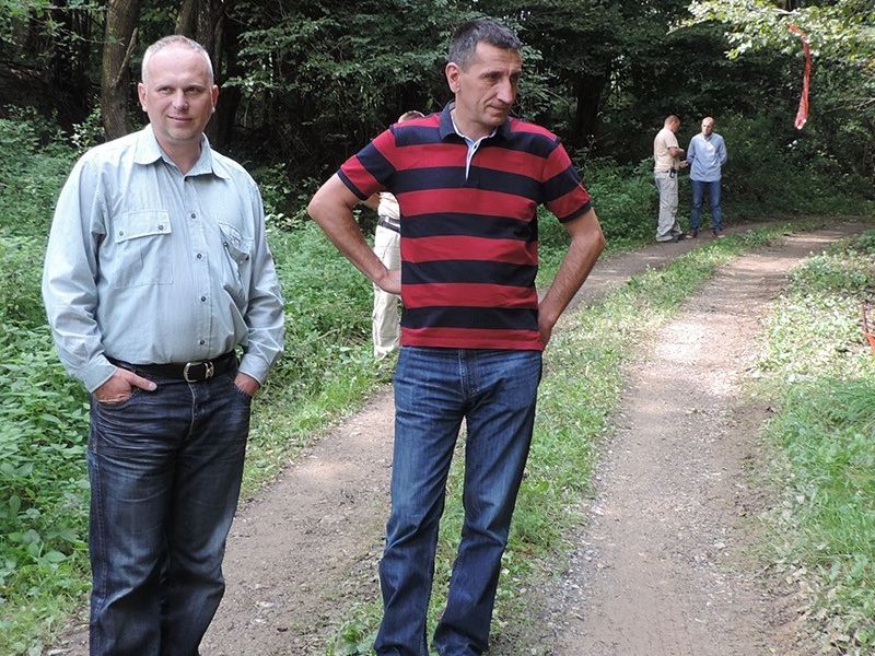 Dražen Jakopec s predstavnicima Grada Lipika na Blatuškom Brdu (arhiva: Compas)