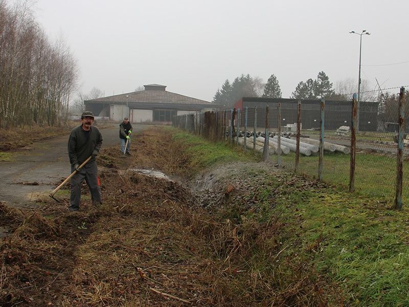 početak radova u Staklanskoj ulici, snimljeno 30.12.2015.