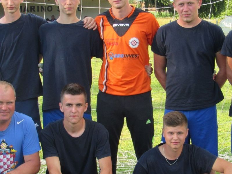 Drugoplasirana ekipa - Žuta minuta