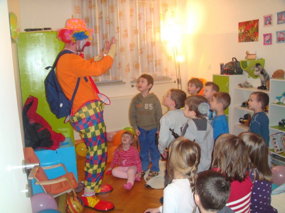 Iz arhive Facebook Klaun