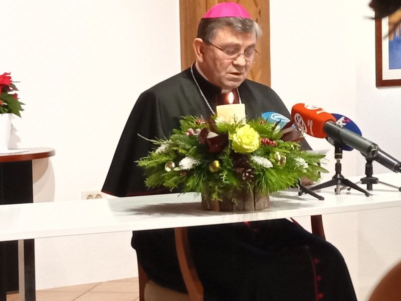 Čitanje čestitke /Foto: Krešimir Putrić