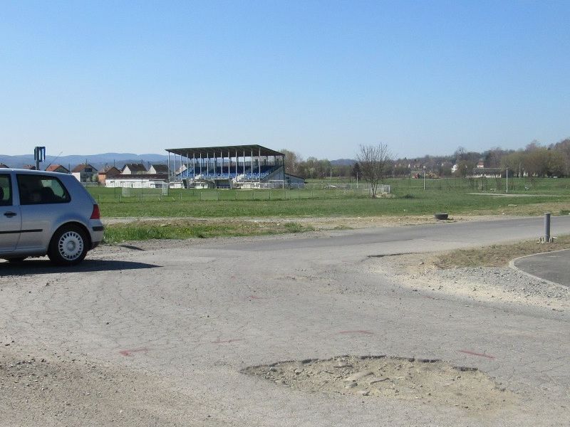 Križanje Ulice hrvatske policije iz DR, Osječke ulice i Ulice A. Hebranga