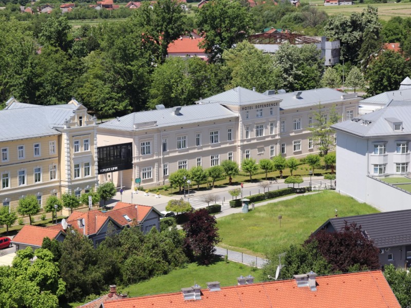 Panoramski pogled na Toplice Lipik / Compas.hr